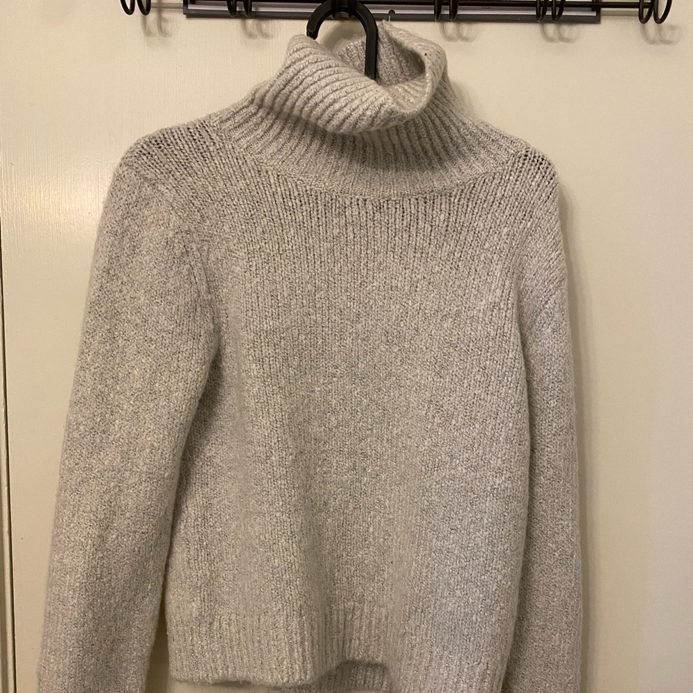 Brandy Melville Turtle Neck Sweater